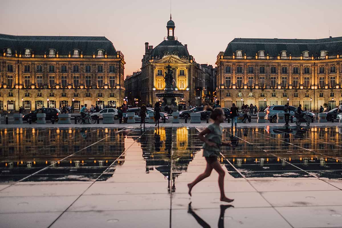 Place de la bourse in the evening in Bordeux.