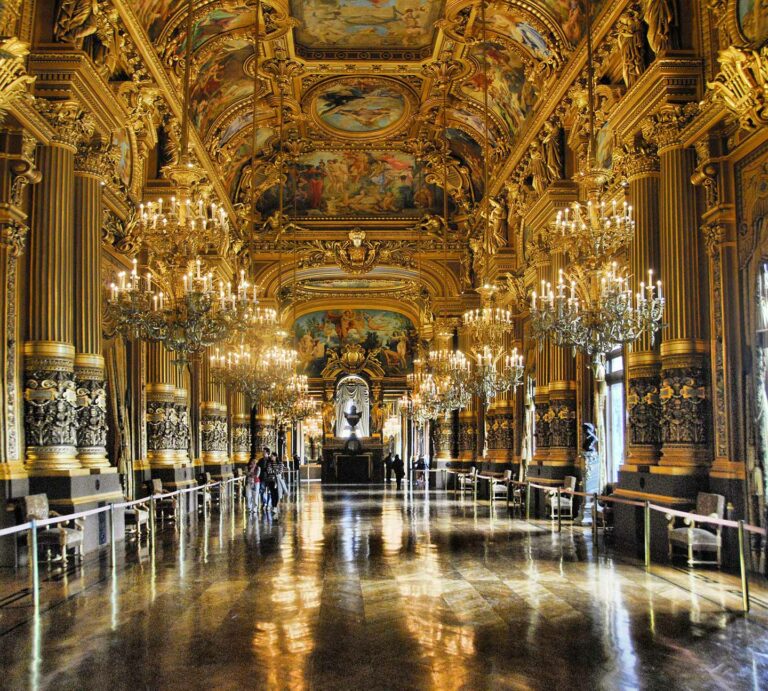 Palais Opera Garnier tour