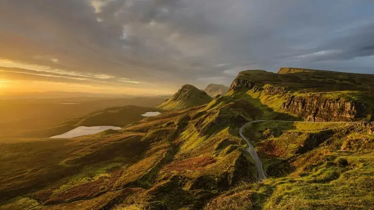 Driving route in scottish highlights.