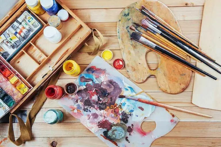 Art set, France